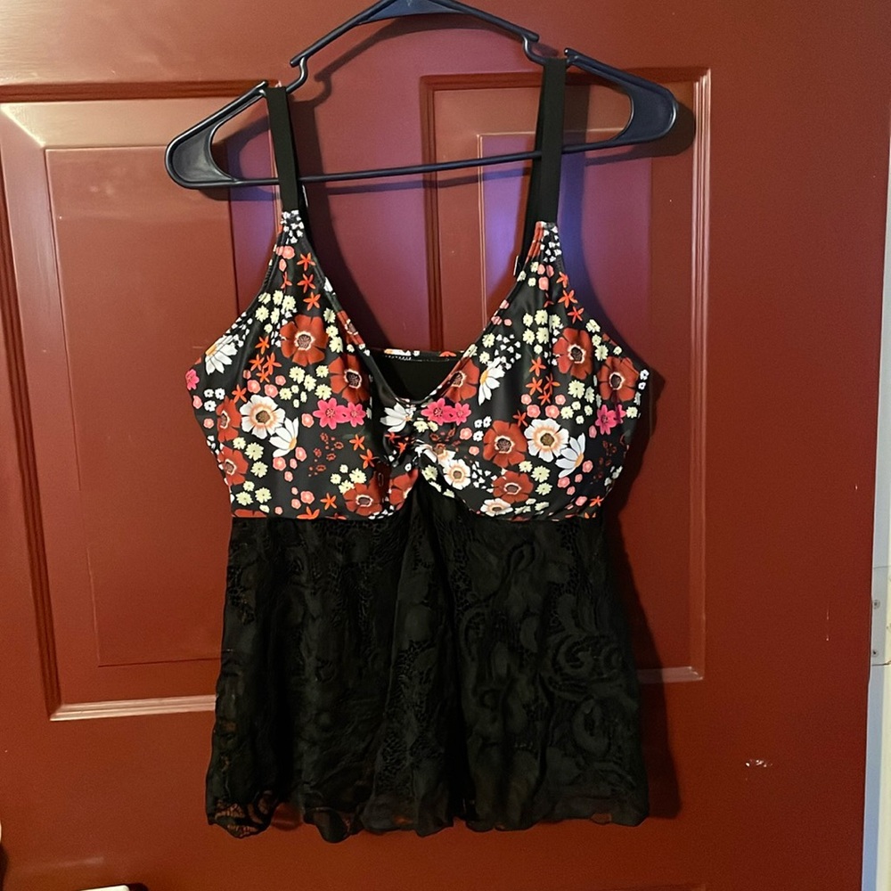 Floral lace tankini set